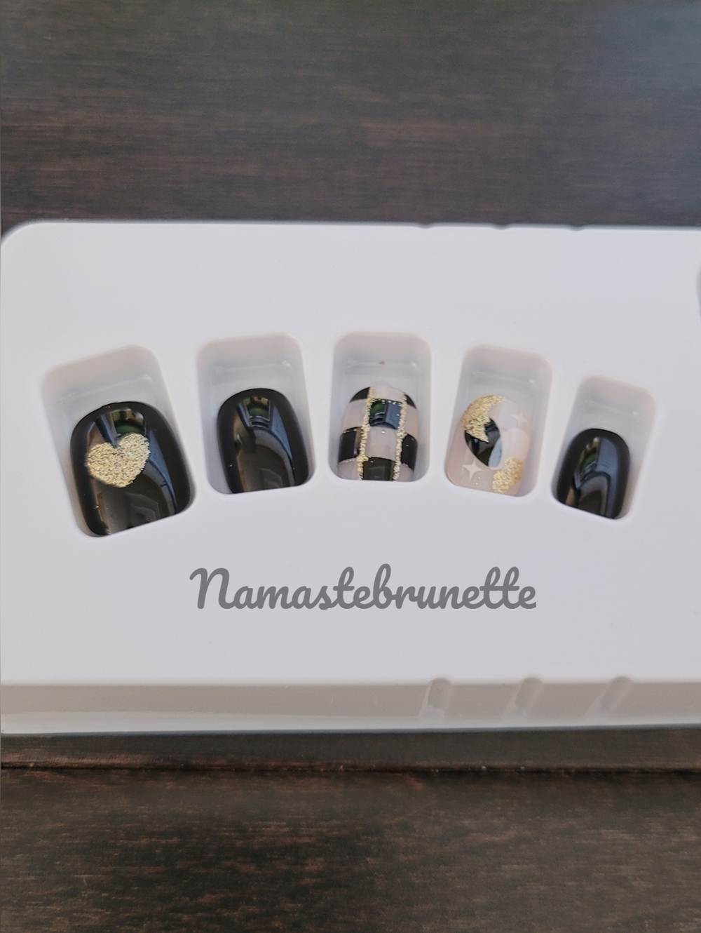2/$16 Black Glittering Hearts Premium Press on Nails